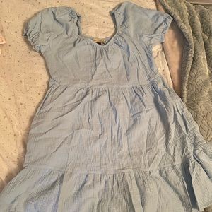 Universal threads baby blue flowy dress